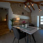 Vila Kapela *