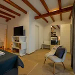 Vila Kapela Tomisici