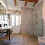 Kapela Vila *