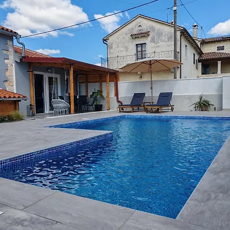 Villa Kapela Tomisici