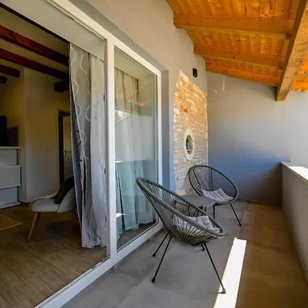 Kapela Villa Tomisici